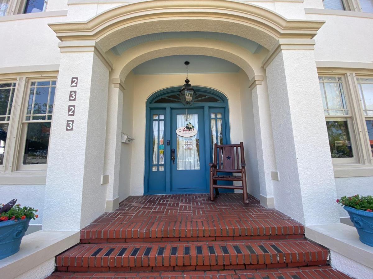Avenue O Bed And Breakfast Galveston Bagian luar foto