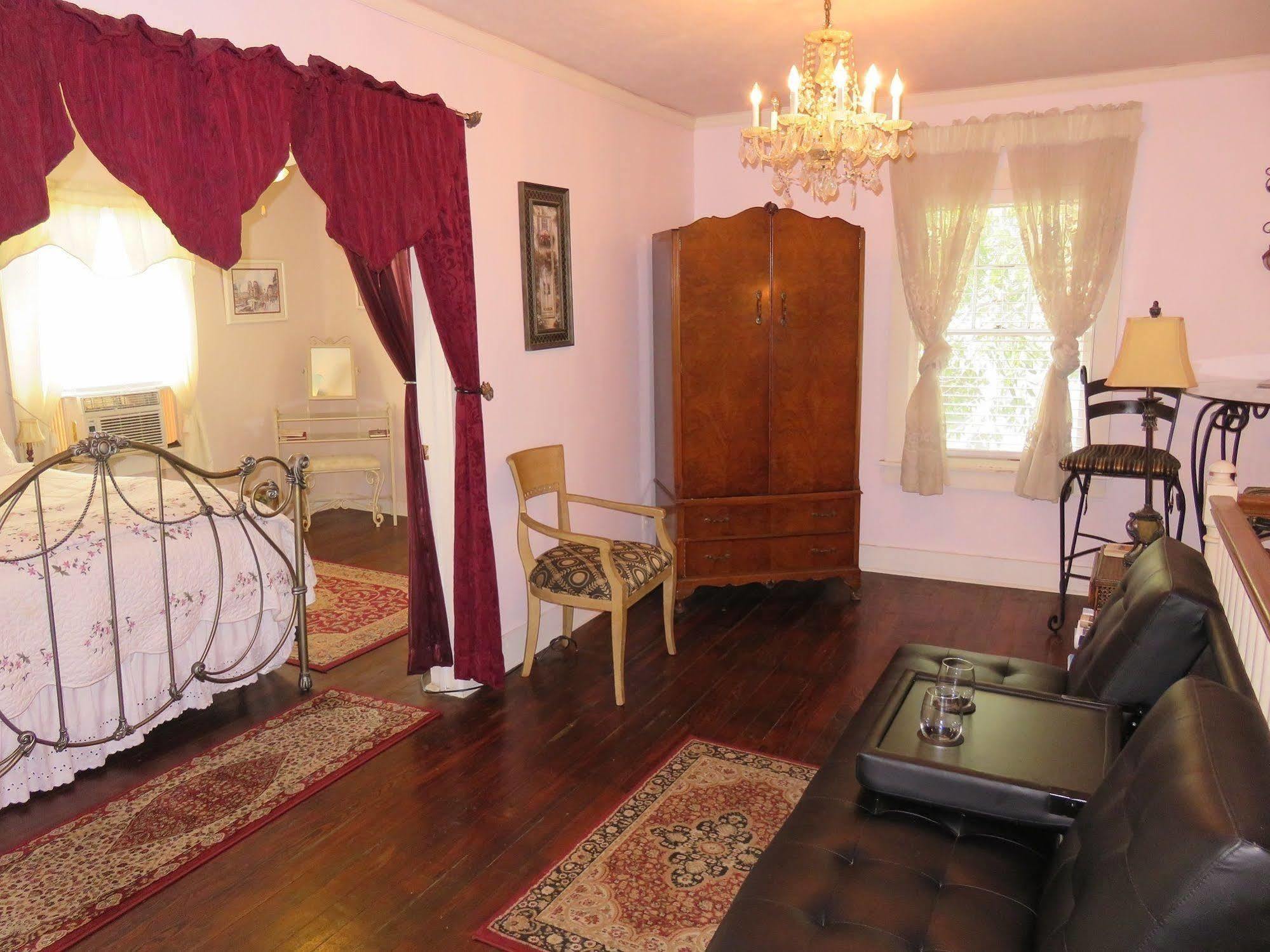 Avenue O Bed And Breakfast Galveston Bagian luar foto