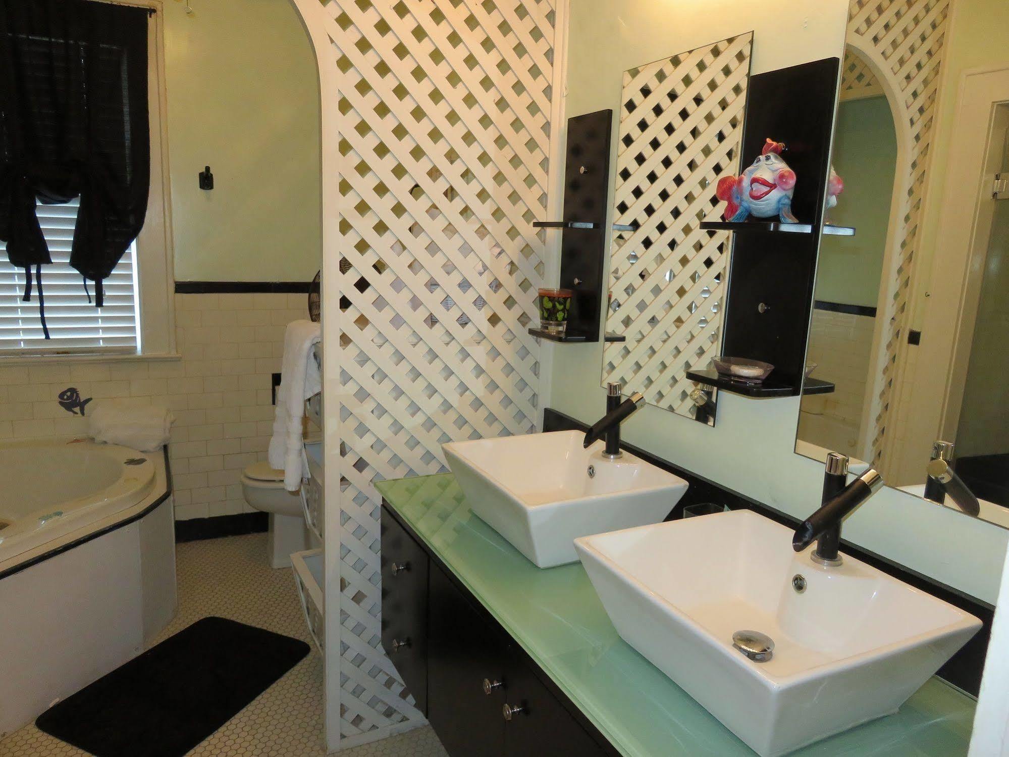 Avenue O Bed And Breakfast Galveston Bagian luar foto