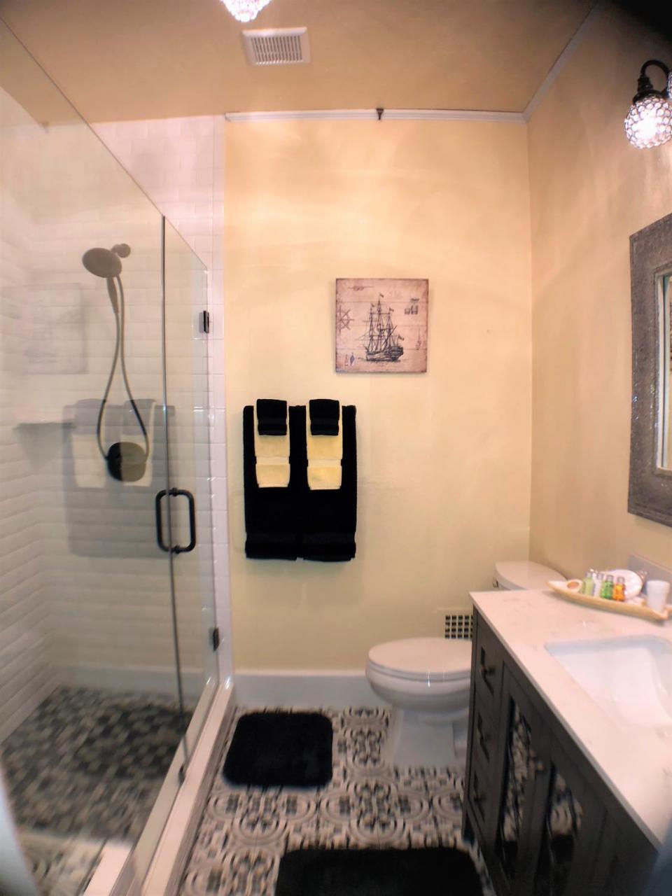 Avenue O Bed And Breakfast Galveston Bagian luar foto